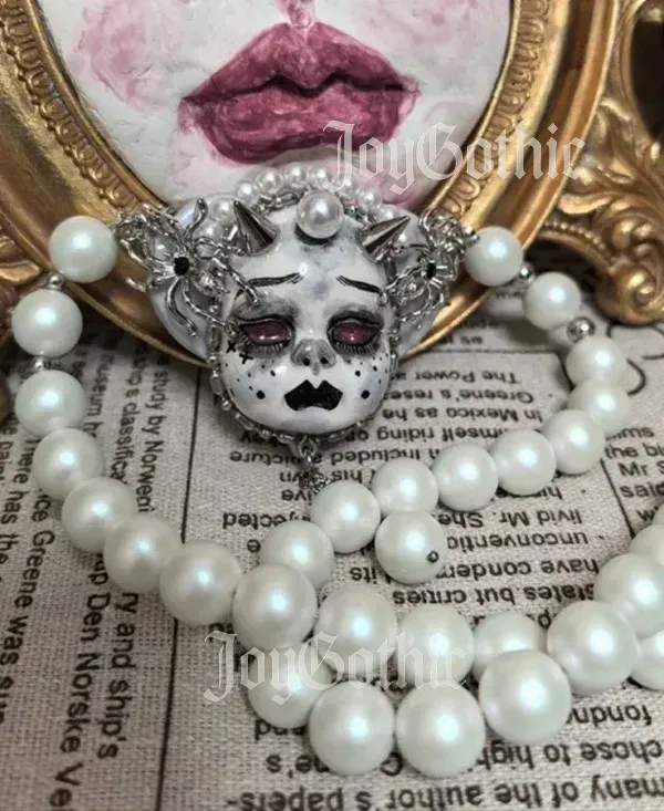 Alt Necklace